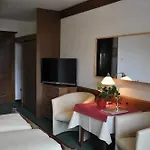 Hotel Moawirt 3*